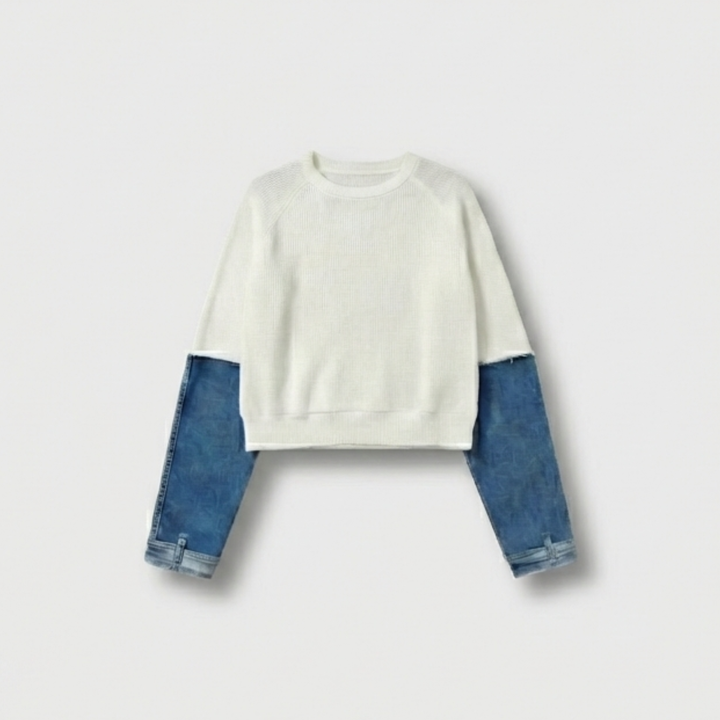 Sweatshirt with contrast sleeves
