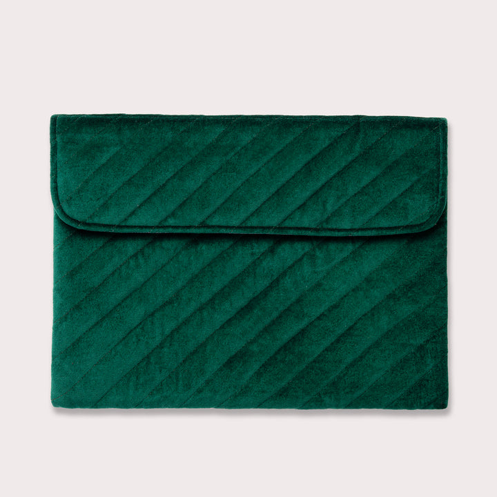 Velvet Laptop Horizontal Medium